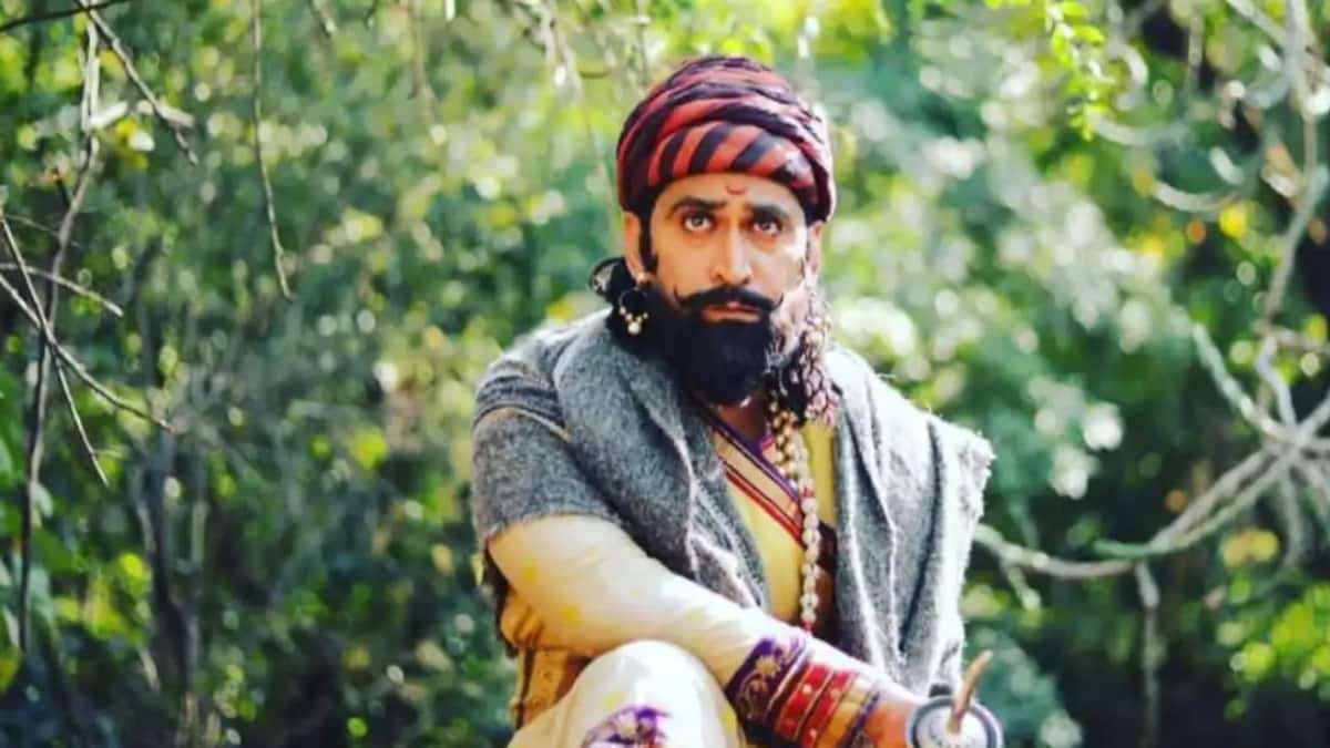 वेडात मराठे वीर दौडले सात! 'या ' कलाकारांनी फुंकले शिवरायांच्या भूमिकेत प्राण; अक्षय कुमारसह साउथचा अभिनेत्याचाही सहभाग