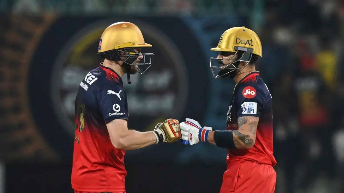 अगले मैच से पहले RCB को झटका? विराट कोहली का जोड़ीदार अनफिट, कोच दिनेश कार्तिक ने दिया ताजा अपडेट