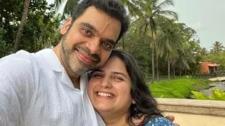 मित्र म्हणेला दिलेल्या मुलाखतीत राहुल देशपांडे म्हणाले, 'घटस्फोटानंतर मला ट्रोल करण्यात आलं. मी पोस्ट अपलोड केली होती.  मला खूप फोन आले होते. मी एकही फोन रिसिव्ह केला नाही. मला तेव्हा कुणाशीच बोलायचं नव्हतं. हा  माझा वैयक्तिक विषय आहे'.