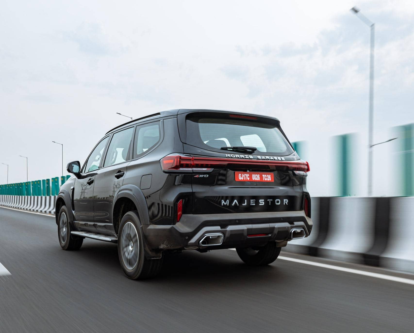MG Majestor Challenges Fortuner’s Dominance - Is This The Big Rival?