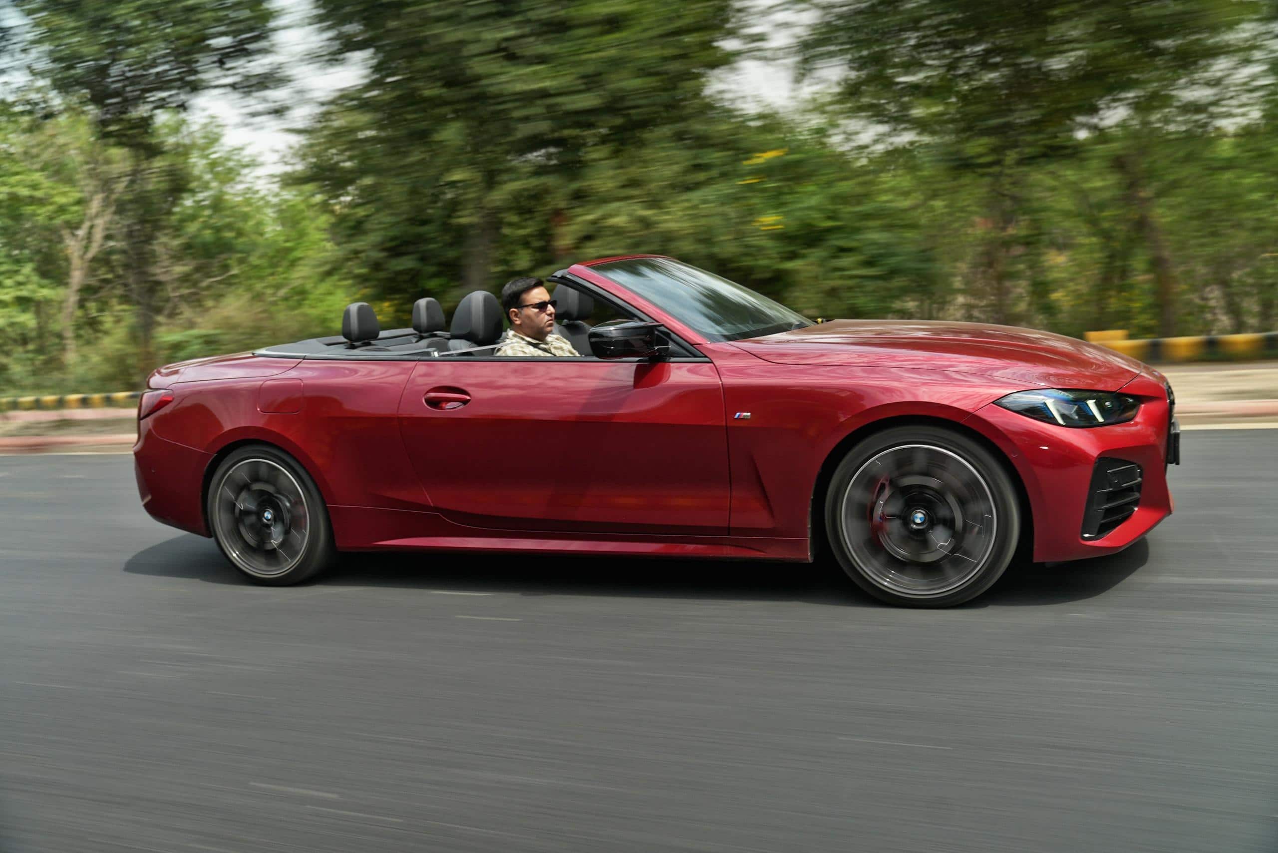 Too Hot For A Convertible? BMW M440i Switches To Coupe In 18 Seconds