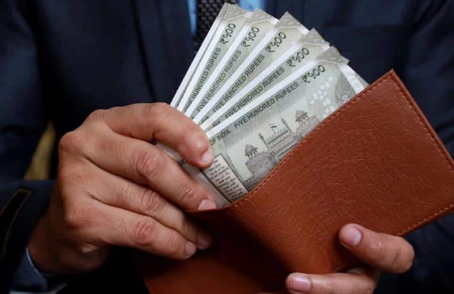 8th Pay Commission: Demand For 70% Pension At 65, 100% Of Last Salary After 90
