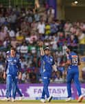 Mumbai Indians : मुंबई इंडियन्सच्या संघात मोठा बदल! 2871 धावा अन् 271 विकेट्स घेणार मॅचविनर खेळाडू OUT; नीता अंबानींनी कोणावर खेळला शेवटचा डाव?