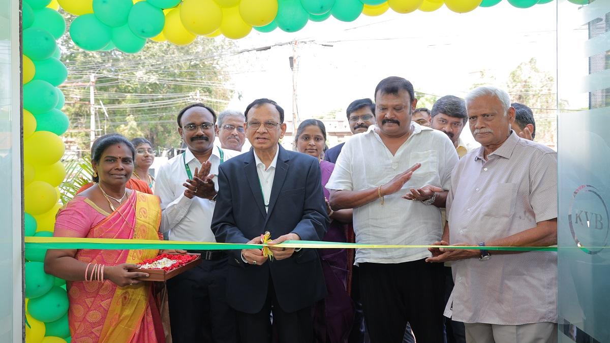 பின்னலாடை நகரான திருப்பூரில் சேவையை விரிவுபடுத்தும் KVB: புதிய கோட்ட அலுவலகம் தொடக்கம்