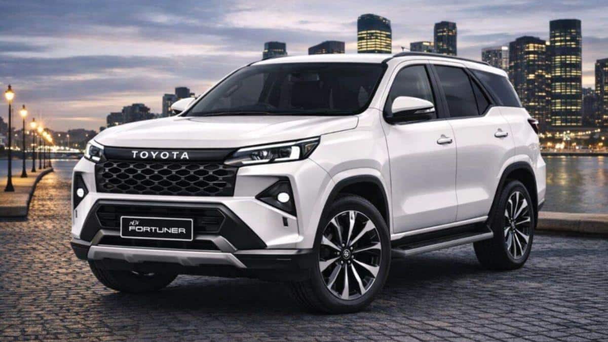 New Gen Fortuner: டயங்கரமான 5 அப்டேட்கள், ஜிம் பாயகா வரப்போகும் புதிய தலைமுறை ஃபார்ட்சுனர் - என்னெல்லாம் புதுசு?