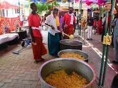 டன் கணக்கில் காய்கறிகள்.. ருசியான மீனாட்சி திருக்கல்யாண சாப்பாடு Colorful picture !
