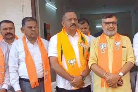 Aravalli Election Results: પૂર્વ IPS અને ભાજપ ઉમેદવાર મનોજ નીનામાની હાર, જાણો કેટલા મતે હાર્યા Aravalli Election Results: પૂર્વ IPS અને ભાજપ ઉમેદવાર મનોજ નીનામાની હાર, જાણો કેટલા મતે હાર્યા