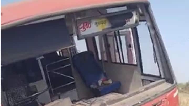 काही वेळातच बसचे ब्रेक फेल झाल्याने ती अनियंत्रित झाली. बस कधी रस्त्यावर तर कधी खाली जात होती.