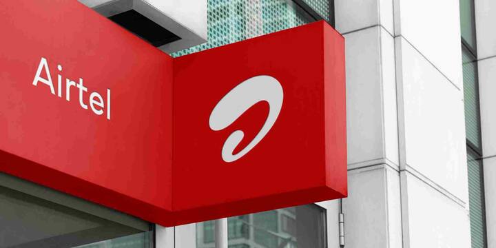 Airtel भी अपने यूजर्स के लिए बजट रेंज में अच्छे विकल्प दे रहा है. करीब 179 रुपये वाले प्लान में अनलिमिटेड कॉलिंग के साथ रोजाना 1.5GB डेटा और SMS की सुविधा मिलती है. इसके अलावा Wynk Music और Airtel Thanks ऐप के कुछ अतिरिक्त फायदे भी मिलते हैं.