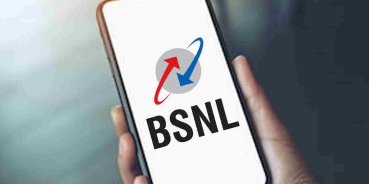 इन सस्ते प्लान्स की सबसे बड़ी खासियत यह है कि इनमें कम कीमत के बावजूद अनलिमिटेड कॉलिंग और रोजाना पर्याप्त डेटा मिलता है. सामान्य उपयोग जैसे WhatsApp, YouTube या Instagram चलाने के लिए 1.5GB से 2GB डेटा काफी होता है. अगर आपका ज्यादा काम Wi-Fi पर हो जाता है तो कम कीमत वाले प्लान से भी आपका काम आराम से चल सकता है. वहीं, बाहर ज्यादा इंटरनेट इस्तेमाल करने वालों के लिए थोड़ा महंगा लेकिन ज्यादा डेटा वाला प्लान चुनना बेहतर रहेगा.
