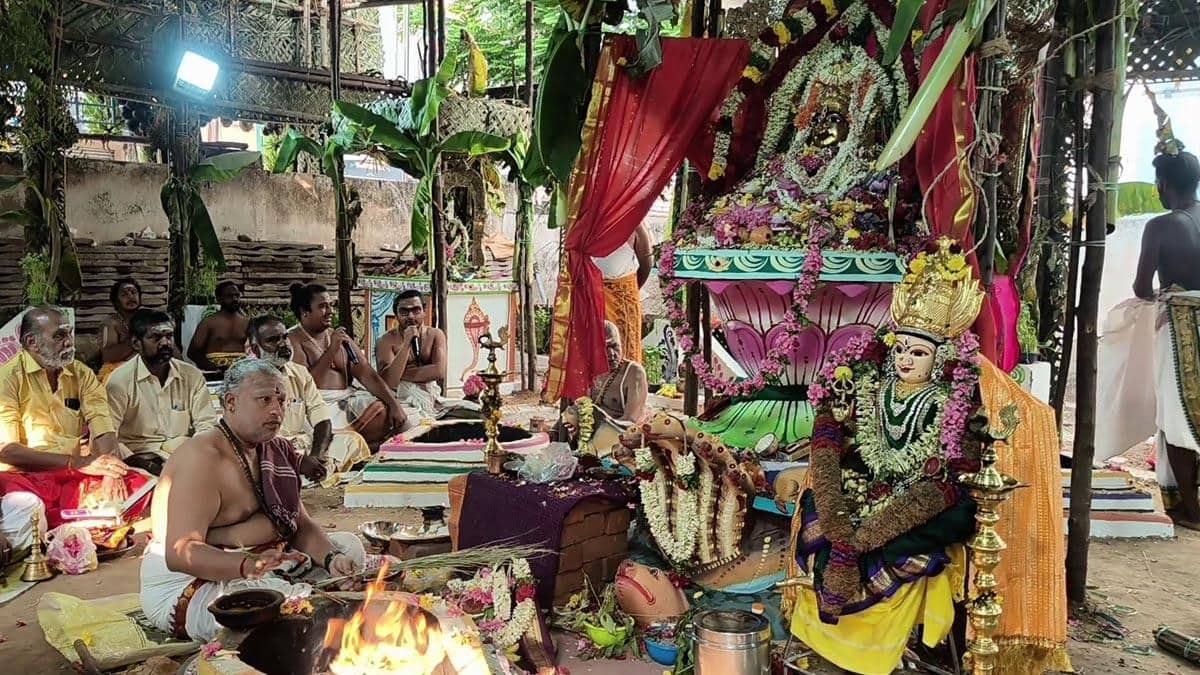 ரெணகாளியம்மன் கோயில் கும்பாபிஷேகம்.பழனியில் கோலாகலம்!பக்தர்கள் பக்தி பரவசம்..