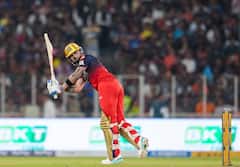 Virat Kohli : 4, 4, 4, 4, 4... विराट कोहलीची सुसाट बॅटिंग; एकाच ओव्हरमध्ये 5 चौकार ठोकून रचला इतिहास, नेमकं काय घडलं?