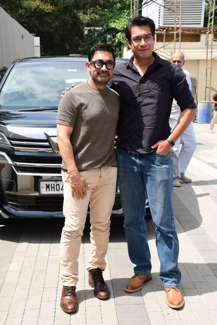 जुनैद खान ने साल 2024 में फिल्म 'महाराज' से एक्टिंग में डेब्यू किया था और उनकी परफॉर्मेंस लोगों को खूब पसंद आई. हालांकि, उनकी पहली थिएटर रिलीज 'लवयापा' बॉक्स ऑफिस पर मुंह के बल गिरी.