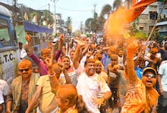 West Bengal Election Result: বন্ধ ভবানীপুরের কাউন্টিং, মমতাকে ঘিরে বিক্ষোভ, চোর স্লোগানের মুখে অভিষেক