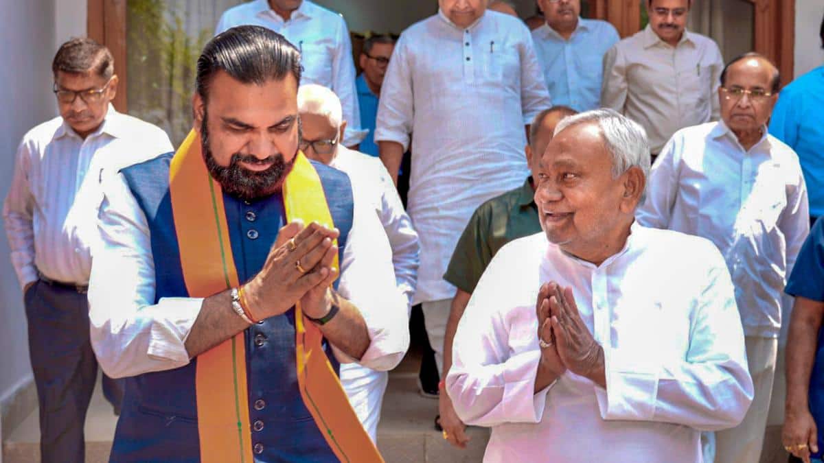 बिहार में मंत्रिमंडल विस्तार की तारीख तय! शपथ ग्रहण में पहुंच सकते हैं PM मोदी