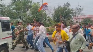 Violent Clash Erupts Between TMC, BJP Supporters In West Bardhaman After Saffron Wave Sweeps Bengal
