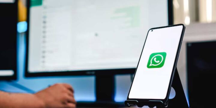 अगर आप WhatsApp का इस्तेमाल करते हैं तो यह बदलाव आपके अनुभव को थोड़ा प्रभावित कर सकता है. हालांकि, ऐप के बाकी फीचर्स पर इसका कोई बड़ा असर नहीं पड़ेगा लेकिन यह दिखाता है कि प्लेटफॉर्म लगातार यूजर व्यवहार के अनुसार बदलाव करता रहता है.