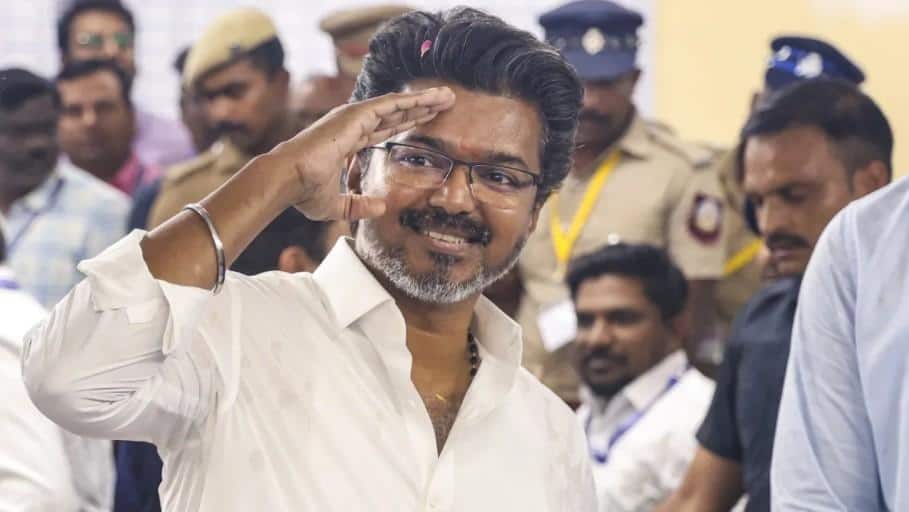 TVK Vijay: "பணநாயகத்தை வீழ்த்திய ஜனநாயகம்! ஏளனம் செய்தவர்கள் மௌனம்" மக்களுக்கு நன்றி சொன்ன விஜய்