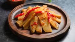 Looking For A Healthy Pickle? Try This Fermented Bamboo Shoot Recipe Rich In Probiotics