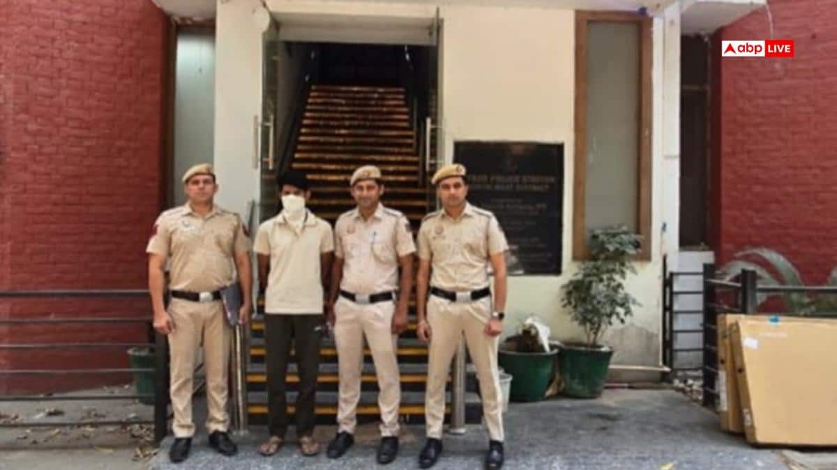 Delhi News: फर्जी गर्ल प्रोफाइल, अश्लील वीडियो और ब्लैकमेलिंग, साइबर पुलिस ने किया ठग को गिरफ्तार