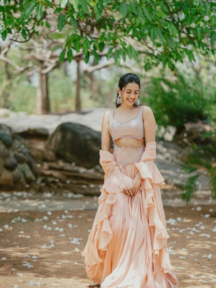 ఒక మనసు సినిమాలో హీరోయిన్ గా నటించి మెప్పించింది నిహారిక