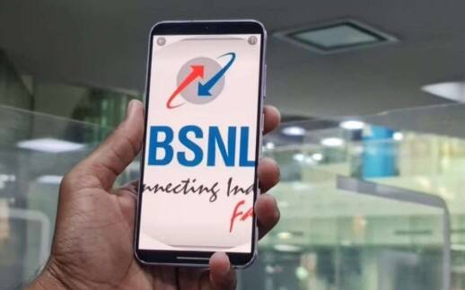 BSNL એ તાજેતરમાં વપરાશકર્તાઓ માટે ઘણા સસ્તા રિચાર્જ પ્લાન રજૂ કર્યા છે, જેમાંથી આ 30 દિવસની વેલિડિટી સાથેનો સૌથી સસ્તો પ્લાન છે. અન્ય કંપનીની તુલનામાં બીએસએનએલના પ્લાન ઘણા સસ્તા હોય છે.