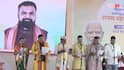 बिहार सरकार के शपथ ग्रहण में PM नरेंद्र मोदी से इस अंदाज में मिले नीतीश कुमार, 3 खास तस्वीरें आई सामनें