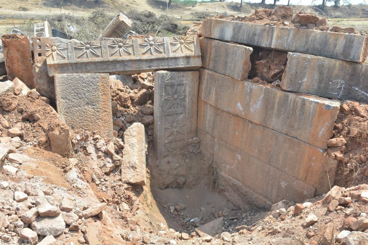 Temple Demolition Fact Check: 800 ఏళ్ల ఆలయం కూల్చివేత వార్తల్లో వాస్తవం లేదు- వరంగల్ జిల్లా కలెక్టరేట్ క్లారిటీ