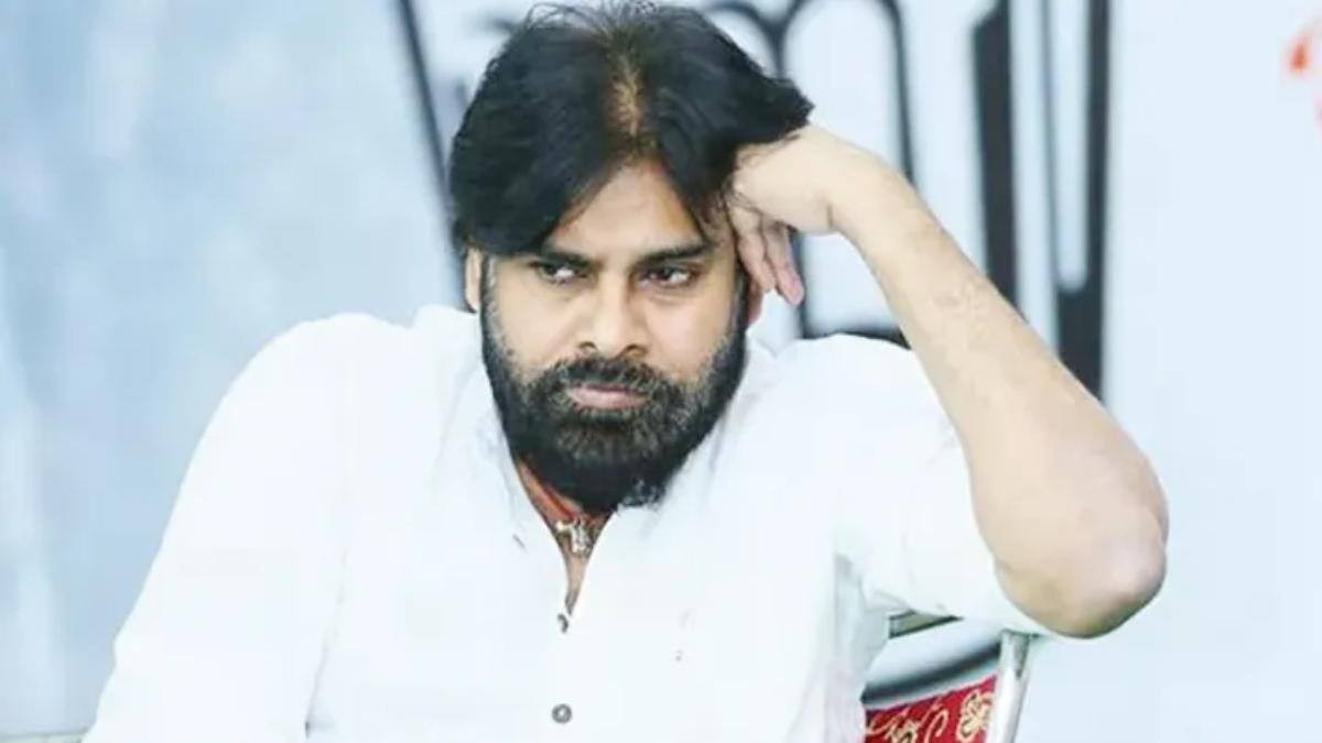 Janasena Politics: ఆ విషయంలో జనసేన ఘోరంగా ఫెయిల్... విజయ్ తో కంపేర్ చేస్తూ ట్రోల్ చేస్తున్నా పార్టీ నుండి కౌంటర్ ఏది?