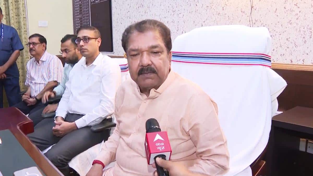राजस्व एवं भूमि सुधार विभाग संभालते ही मंत्री दिलीप जायसवाल ने कह दी बड़ी बात, 'मेरा लक्ष्य…'
