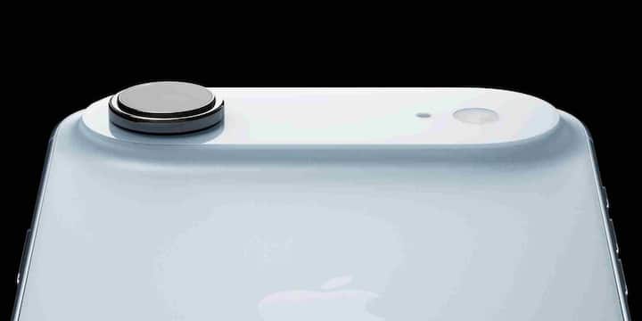फोन में A19 Pro प्रोसेसर दिया गया है जो काफी पावरफुल माना जा रहा है. यही चिप iPhone 17 Pro में भी इस्तेमाल की गई है हालांकि इसमें एक GPU कोर कम मिलता है. इसमें 6.5 इंच की डिस्प्ले दी गई है, जिसे कई यूजर्स परफेक्ट साइज मान सकते हैं. स्क्रीन काफी ब्राइट और कलरफुल दिखाई देती है जिससे वीडियो और गेमिंग का अनुभव बेहतर हो जाता है.