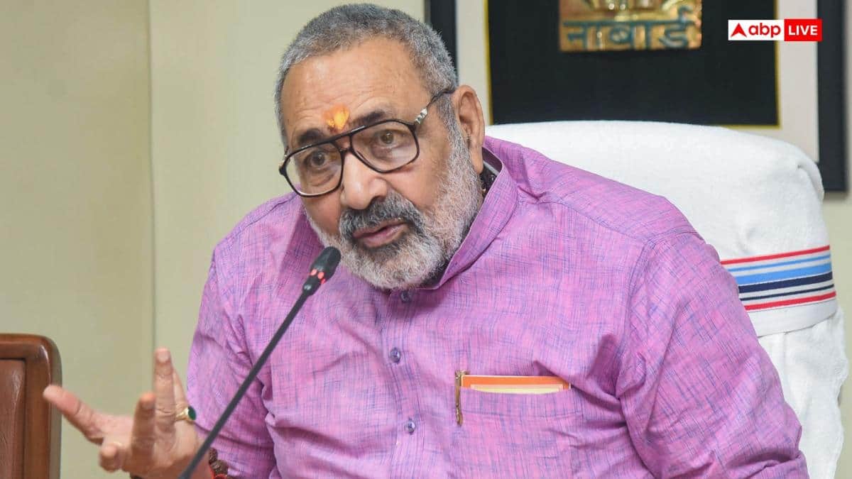 निशांत कुमार के बचाव में आए गिरिराज सिंह, कहा- 'तेजस्वी क्या ही परिवारवाद के आरोप लगाएंगे'