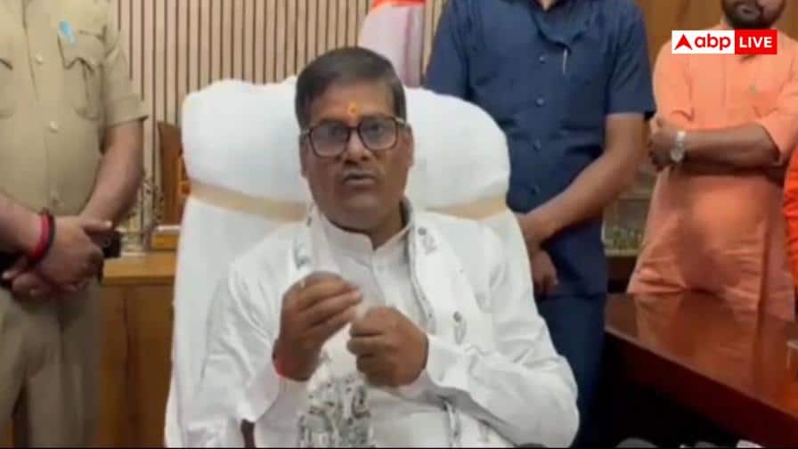 'कुछ लोग समाज को दूषित कर रहे...', अश्लील और फूहड़ गानों पर सख्त हुए बिहार के मंत्री प्रमोद चंद्रवंशी