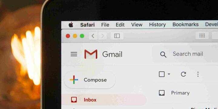 टेक एक्सपर्ट्स के मुताबिक, Google कुछ usernames को सुरक्षा कारणों से पहले से ही रिजर्व या ब्लॉक कर देता है. उदाहरण के तौर पर बड़े ब्रांड्स के नाम, मशहूर हस्तियों से मिलते-जुलते usernames, स्पैम या फिशिंग से जुड़े नाम. ऐसा इसलिए किया जाता है ताकि कोई फर्जी अकाउंट बनाकर लोगों को धोखा न दे सके.