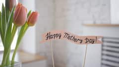 Mothers Day Handmade Gifts: मदर्स डे पर 'मां' को फील कराएं स्पेशल, अपने हाथों से बनाएं गिफ्ट; ये रहे यूनीक आइडिया