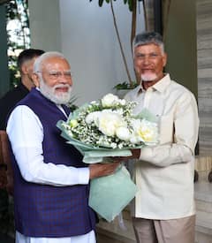 PM Modi Meets Chandrababu: ఏపీ సీఎం చంద్రబాబు నివాసానికి వెళ్లిన ప్రధాని మోదీ.. గంటపాటు చర్చలు