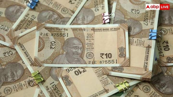 આ રીતે સમજો પહેલા 10 વર્ષનું ગણિત: જો તમે શરૂઆતમાં ₹10 લાખની FD કરો છો, તો 10 વર્ષ પછી વ્યાજ સાથે તે રકમ વધીને અંદાજે ₹21.02 લાખ થઈ જશે. તેની સાથે જ, દર મહિને ₹10,000 ની RD કરવાથી 10 વર્ષના અંતે તમારી પાસે ₹17.08 લાખનું ફંડ જમા થશે. એટલે કે, પહેલા 10 વર્ષમાં તમારી પાસે (FD અને RD મળીને) કુલ ₹38.10 લાખનું ફંડ તૈયાર થઈ જશે.