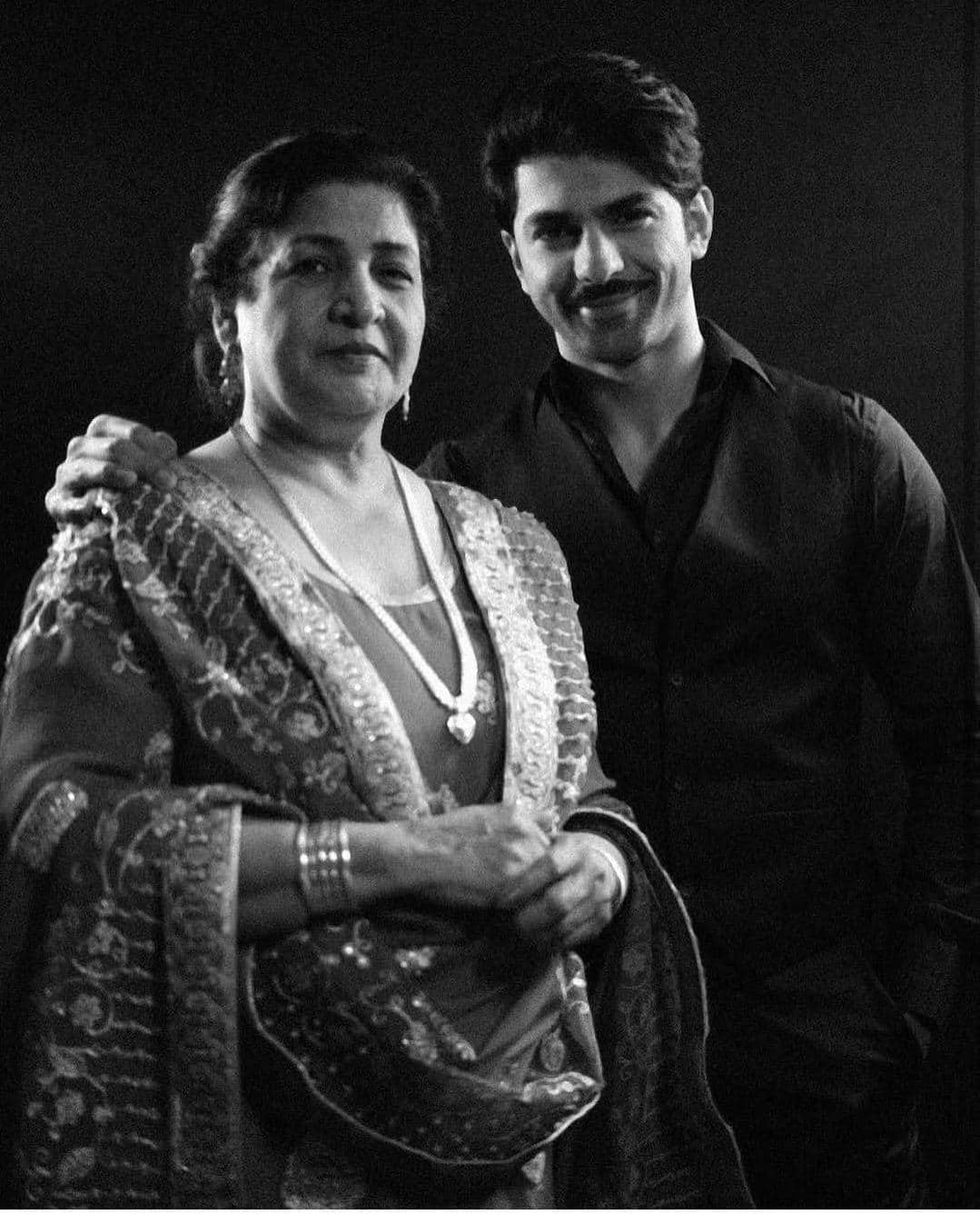 ‘रात 10 बजे तक घर आना पड़ता था’, मां के सख्त नियमों से परेशान थे ताहा शाह बदुशा