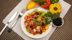 Healthy Cooking Tips: क्या है जीरो ऑयल कुकिंग? बगैर एक बूंद तेल डाले खाने में आएगा मजेदार स्वाद