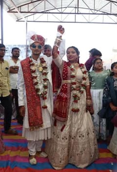 Marriage X ’ਤੇ ਟ੍ਰੈਂਡ ਹੋਣੀ ਚਾਹੀਦੀ ! ਪੂਜਾ ਨੇ ਰੱਖੀ ਸ਼ਰਤ ਤਾਂ ਮੋਹਨ ਨੇ ਟੌਪ ਟ੍ਰੈਂਡਿੰਗ ਬਣਾ ਦਿੱਤਾ “Mohan Weds Pooja”