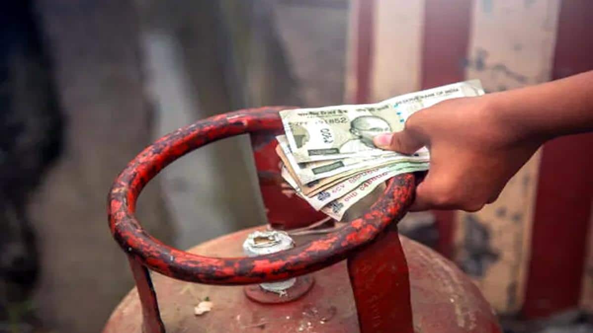 LPG வாடிக்கையாளர்களுக்கு புதிய அதிர்ச்சி! 7 நாட்களில் விளக்கம் தரவில்லை என்றால் மானியம் நிறுத்தம்!