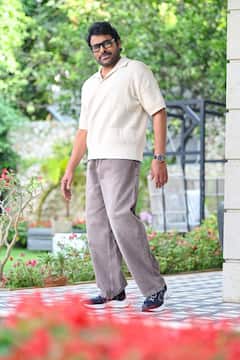 Chiranjeevi: బాసూ... ఆ గ్రేస్ ఏంటి? హ్యాండ్సమ్ లుక్కేంటి? - మెగాస్టార్ చిరంజీవి లేటెస్ట్ ఫోటోషూట్