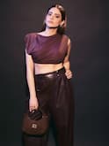 Aamna Sharif: એક્ટ્રેસ આમના શરીફનું સ્ટાઈલિશ ફોટોશૂટ, કેમરા સામે આપ્યા કાતિલ પોઝ