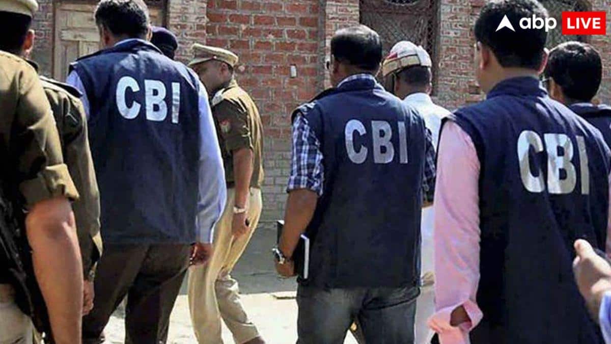 NEET पेपर लीक मामले में ताबड़तोड़ एक्शन, प्रोफेसर कुलकर्णी के अलावा CBI के निशाने पर कौन-कौन?