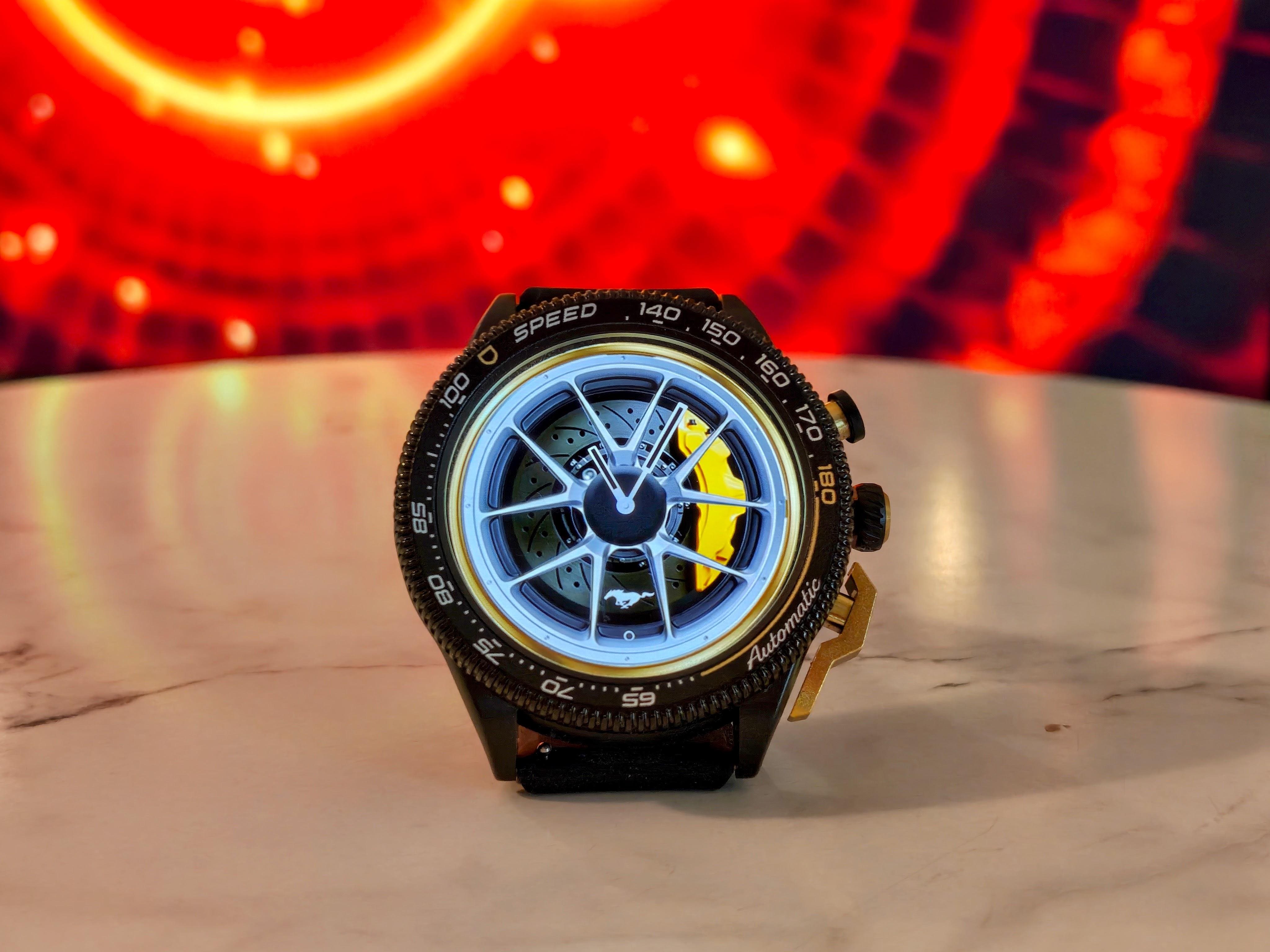 GoBoult Mustang Stallion Review: Muscle Watch For Muscle Car Enthusiasts