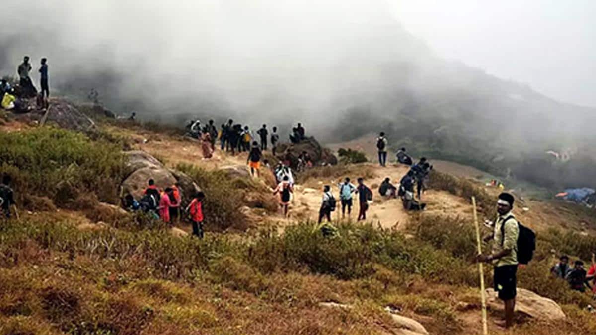 வெள்ளியங்கிரி மலையேற்றத்திற்கு திடீர் தடை! கோவை மாவட்ட நிர்வாகம் அறிவிப்பு.