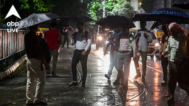 বরং জানানো হয়েছে, এই জেলাগুলিতে আগামী কয়েকদিন ২-৩ ডিগ্রি বাড়তে পারে তাপমাত্রা। অর্থাৎ, তীব্র গরমে পুড়বে দক্ষিণবঙ্গের বেশ কয়েকটি জেলা।
