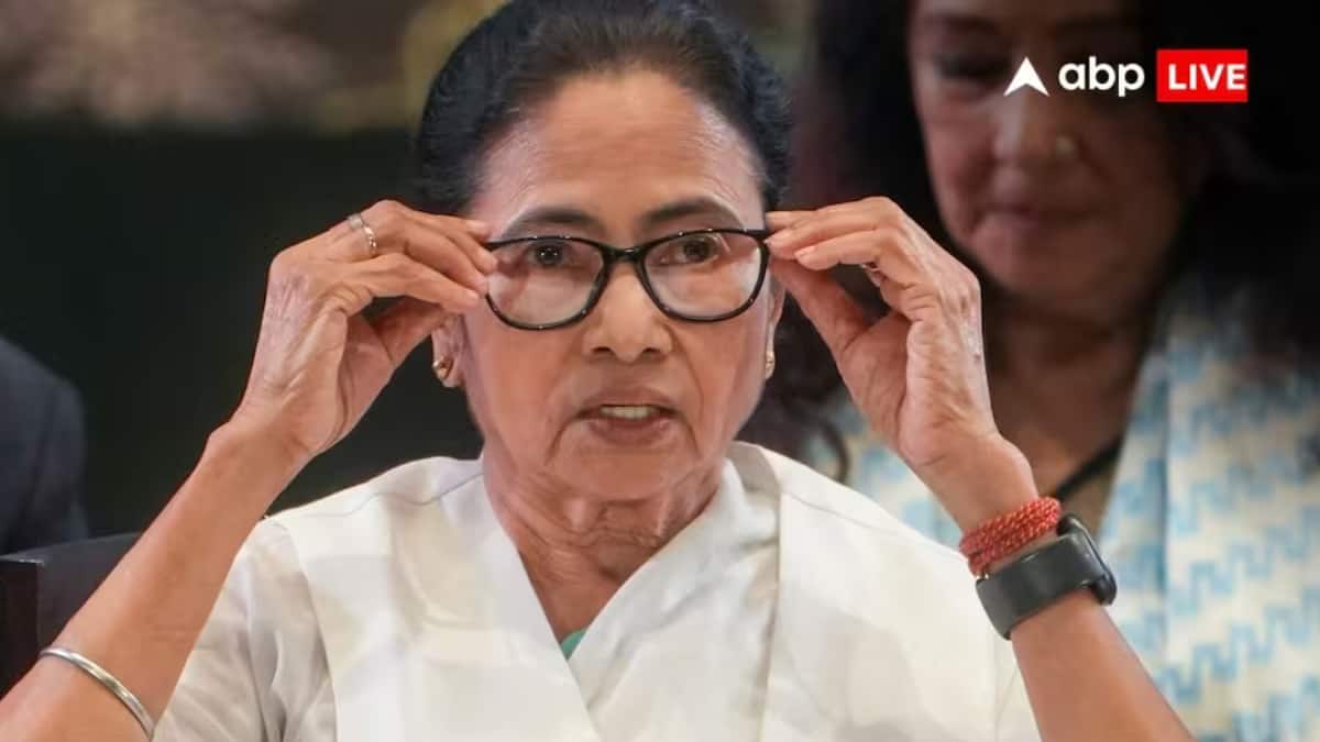 बंगाल में शुभेंदु सरकार के बाद एक और इस्तीफा, ममता बनर्जी की करीबी ने छोड़ा पद
