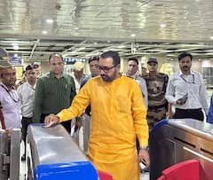 नितीन गडकरी पालखी मार्गावेळी बसने प्रवास करणार, ताफ्यातल्या 50 टक्के गाड्या कमी; केंद्रीयमंत्री प्रताप जाधवांचाही मेट्रोने प्रवास