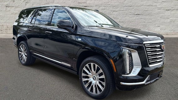 Shah Rukh Khan Cadillac Escalade: షారుఖ్ ఖాన్ గ్యారేజీలోకి కొత్త లగ్జరీ కారు - ముంబై వీధుల్లో చక్కర్లు కొడుతున్న అమెరికన్ బీస్ట్! Shah Rukh Khan Cadillac Escalade: షారుఖ్ ఖాన్ గ్యారేజీలోకి కొత్త లగ్జరీ కారు - ముంబై వీధుల్లో చక్కర్లు కొడుతున్న అమెరికన్ బీస్ట్!
